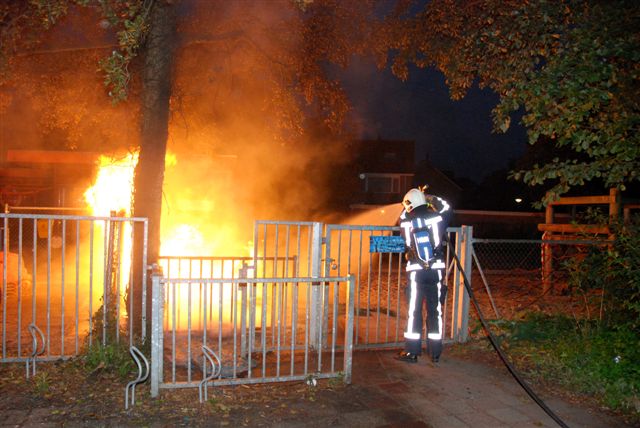 2008/237/20080810 005 Buitenbrand Uiverstraat.jpg